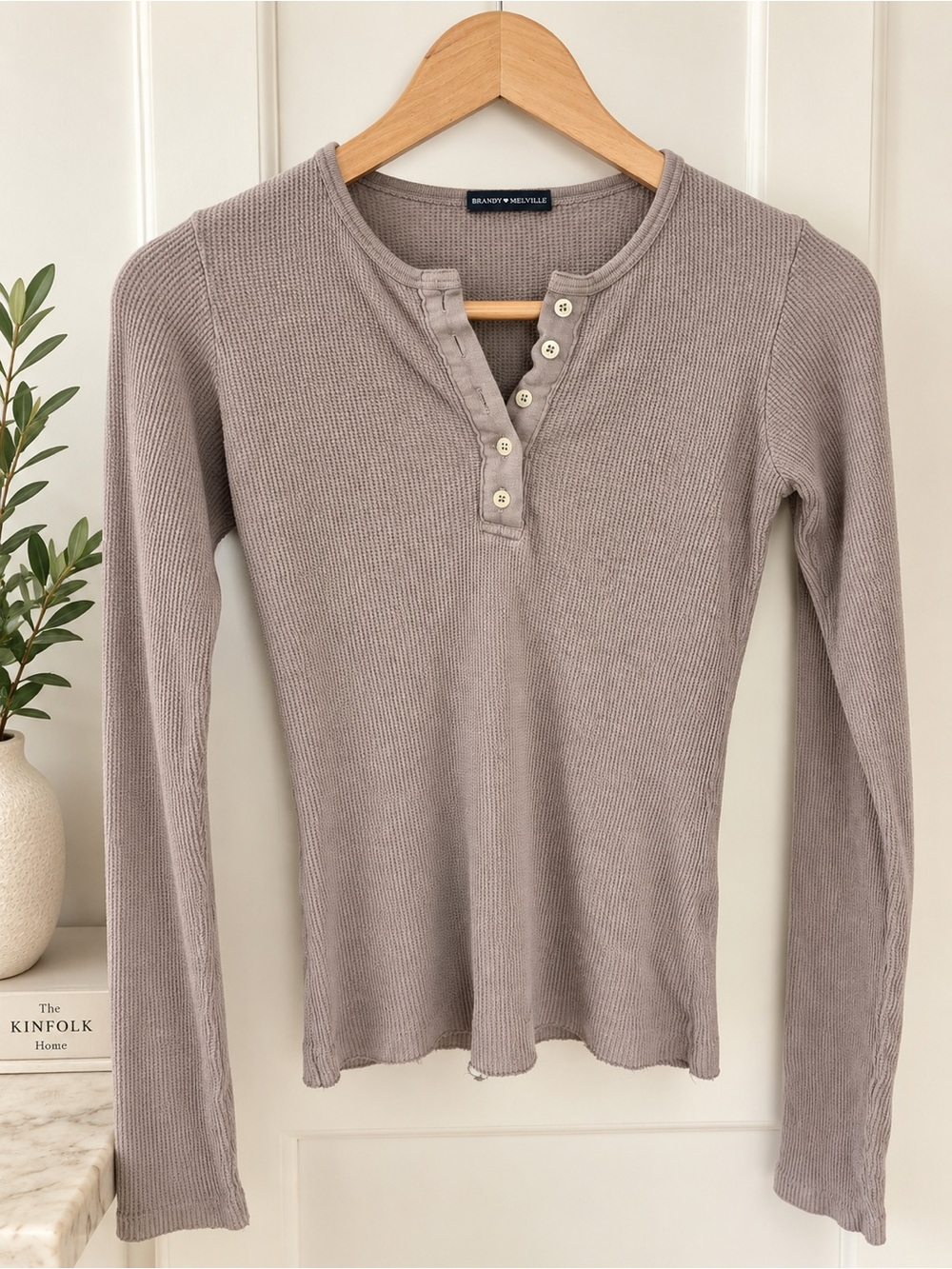 Brandy Melville Ribbed Henley Long Sleeve in Mauve Taupe